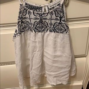 Abercrombie and Fitch top